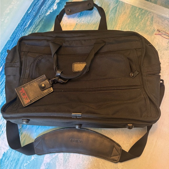 TUMI COMPUTER BAG VINTAGE LAPTOP MESSENGER BAG